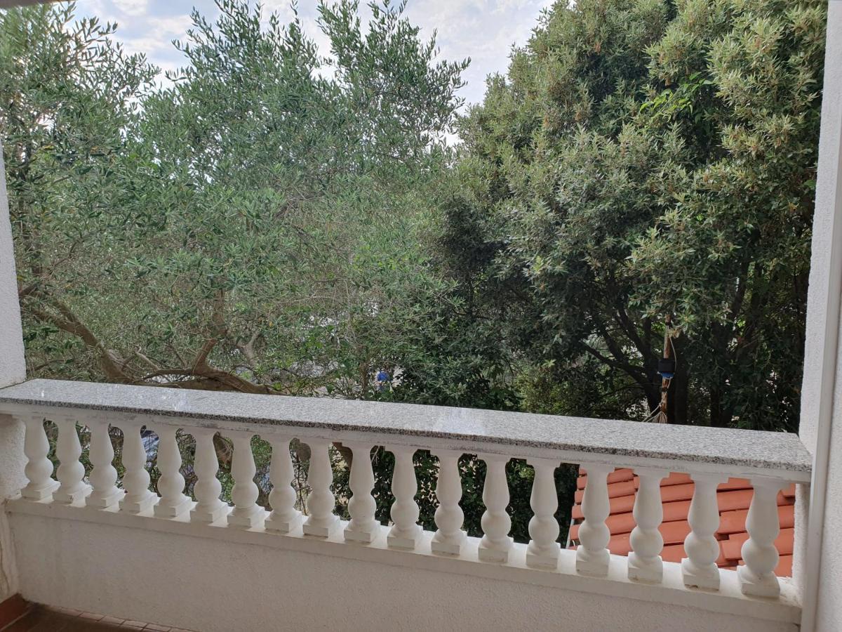 B&B Maestral Rab Раб Экстерьер фото